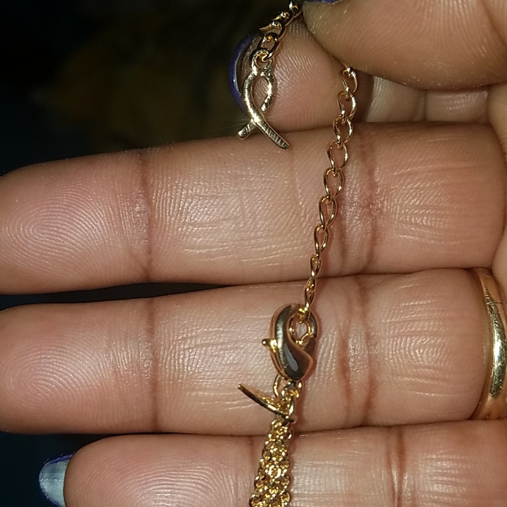 Necklace - Picture 2 of 5